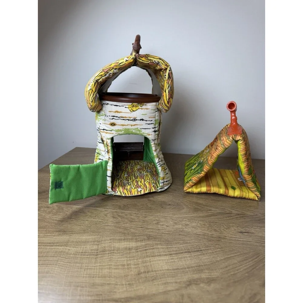 Vintage 1980 Fisher Price Woodsey Squirrel Tree Log House & Airport Hangar